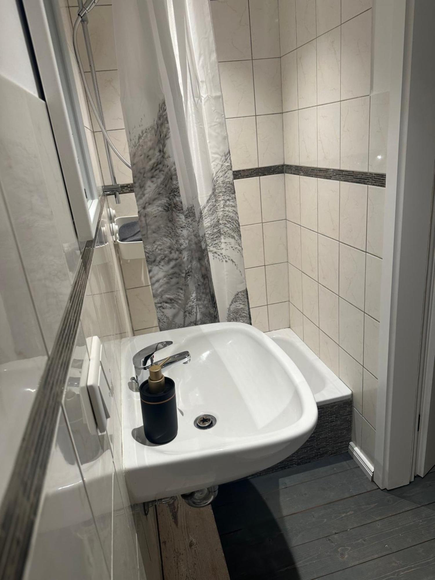 Apartament Urlaub Im Historischen Muellerhaus, Dachgiebel Lubeka Zewnętrze zdjęcie